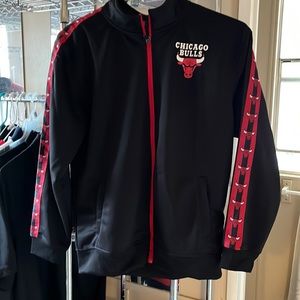 NBA Chicago Bulls Zip-UP Sweater Kid’s XL 18-20 black red